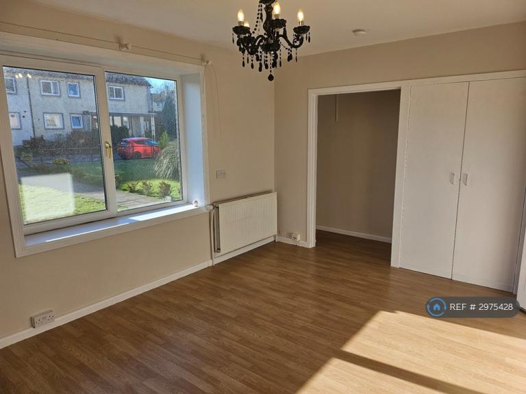 Flat Garthdee Drive in Aberdeen City
