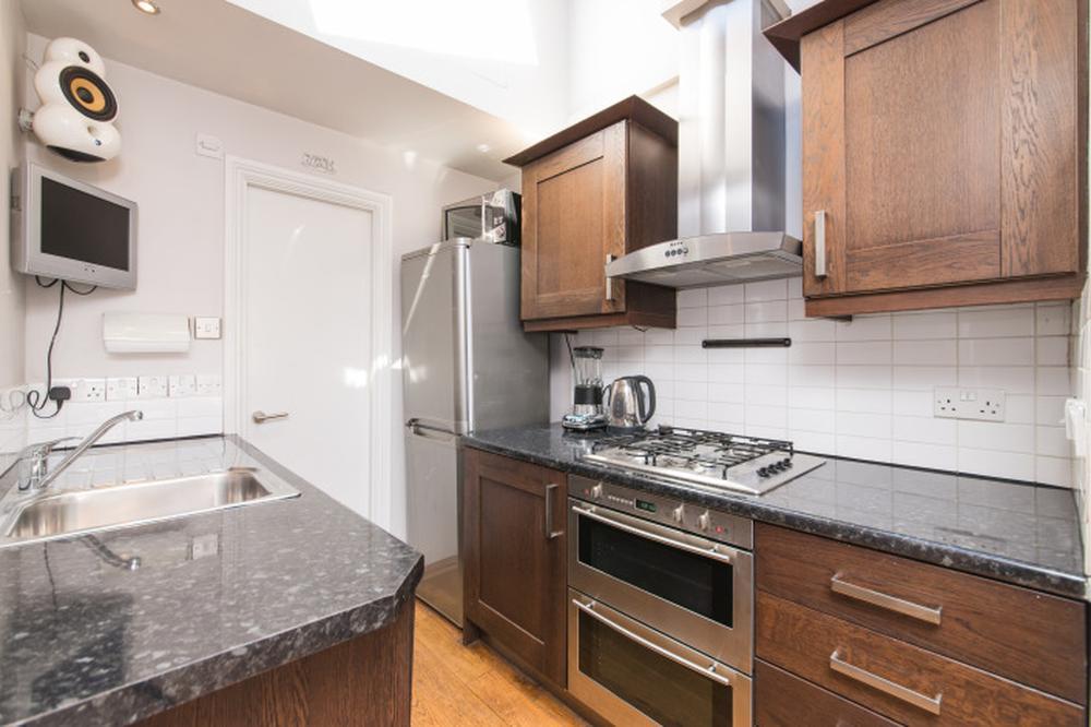 Flat Ovington Square in Greater London