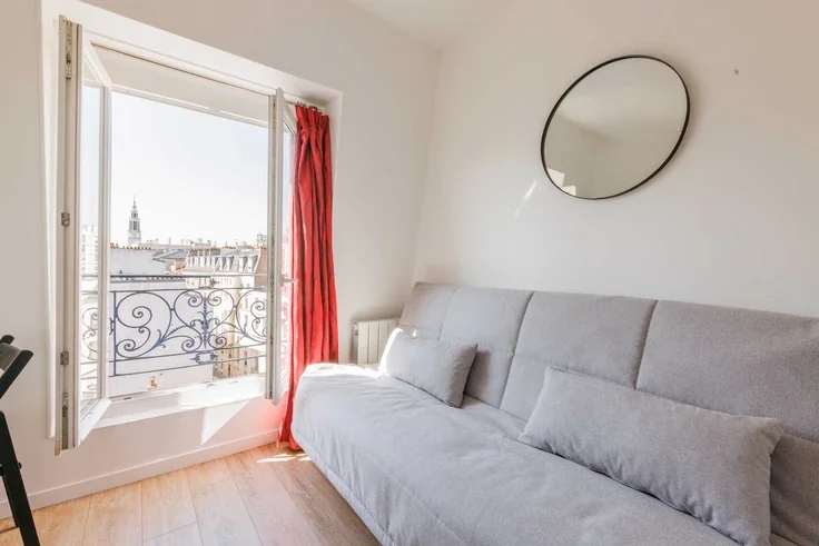 Flat Rue de Bagnolet in Paris