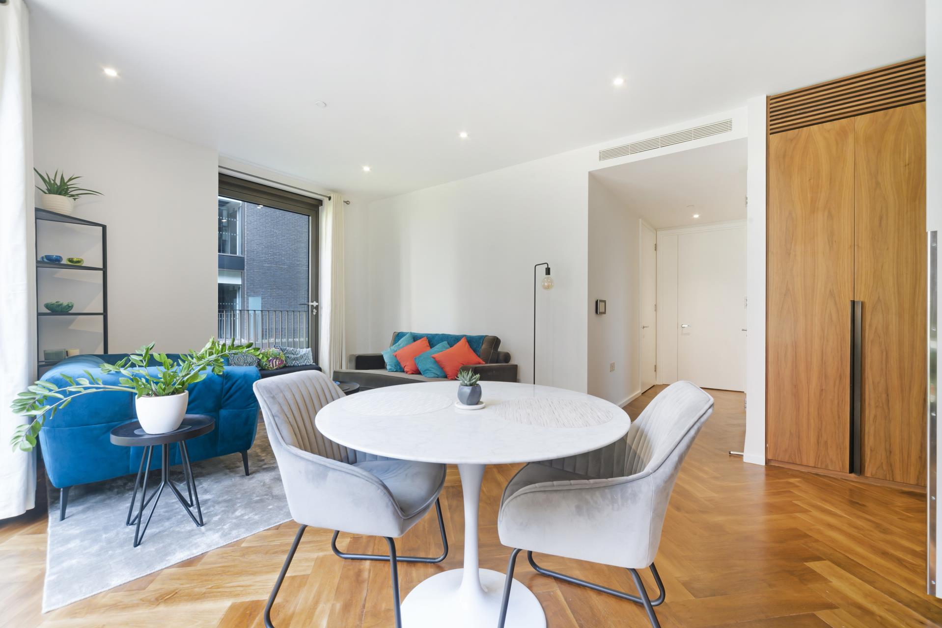 Flat New Union Square in Greater London