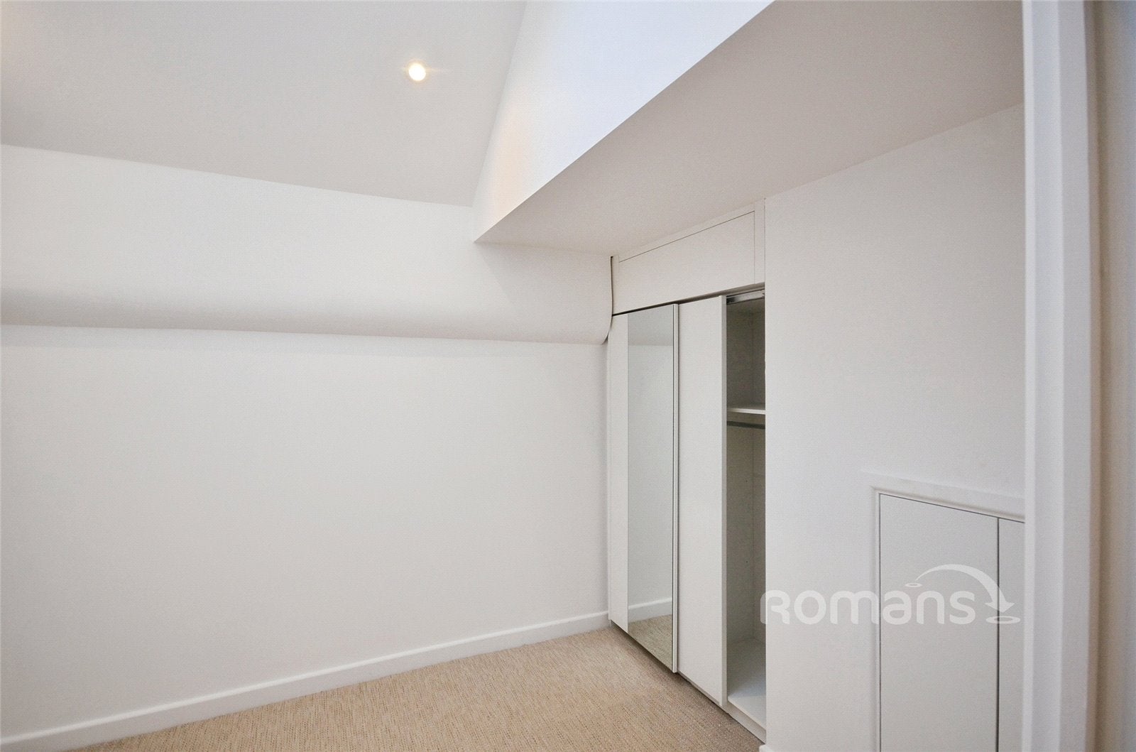 Flat Upton Park in Slough