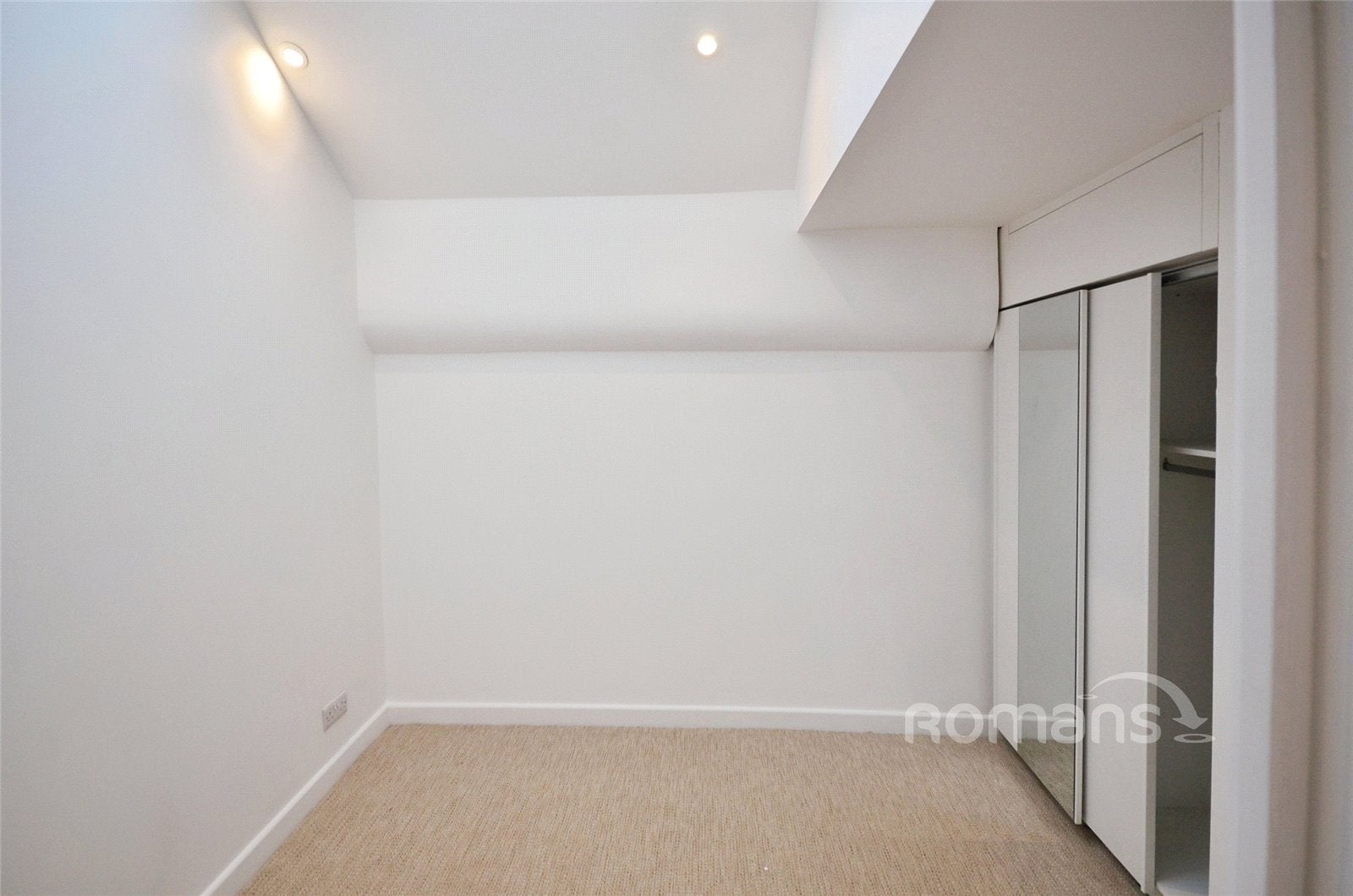 Flat Upton Park in Slough