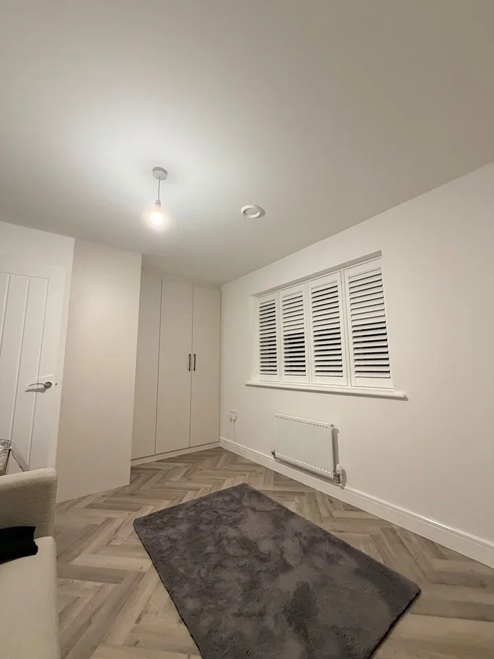 Room Schofield Way in Hoddesdon