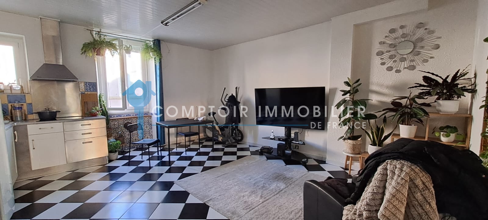 Flat Rue Ampère in Alès