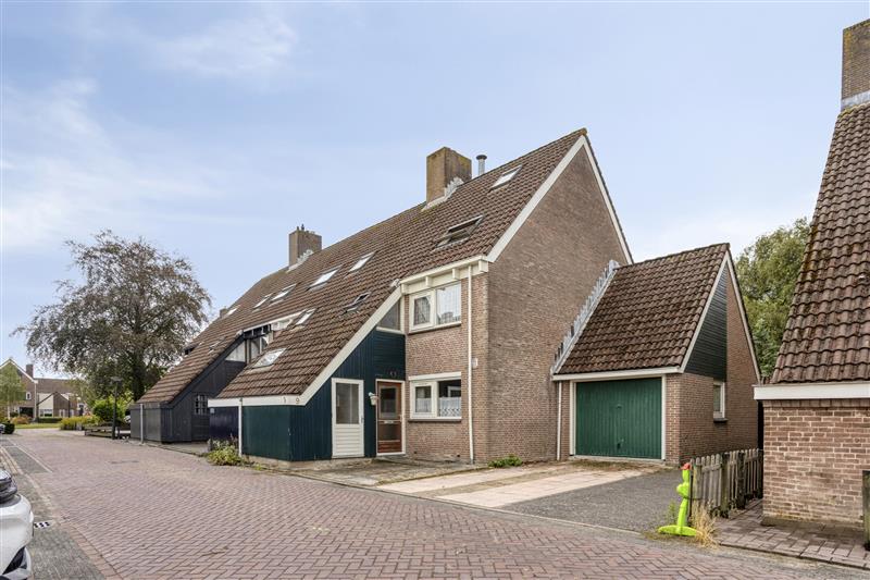Huis Monnikevenne 9 in Monnickendam