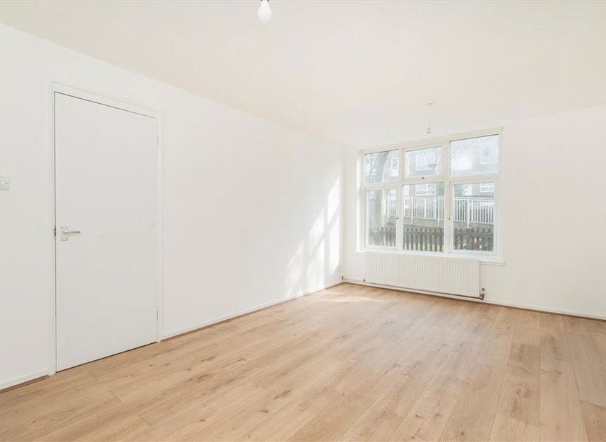 House Redcastle Close in Greater London