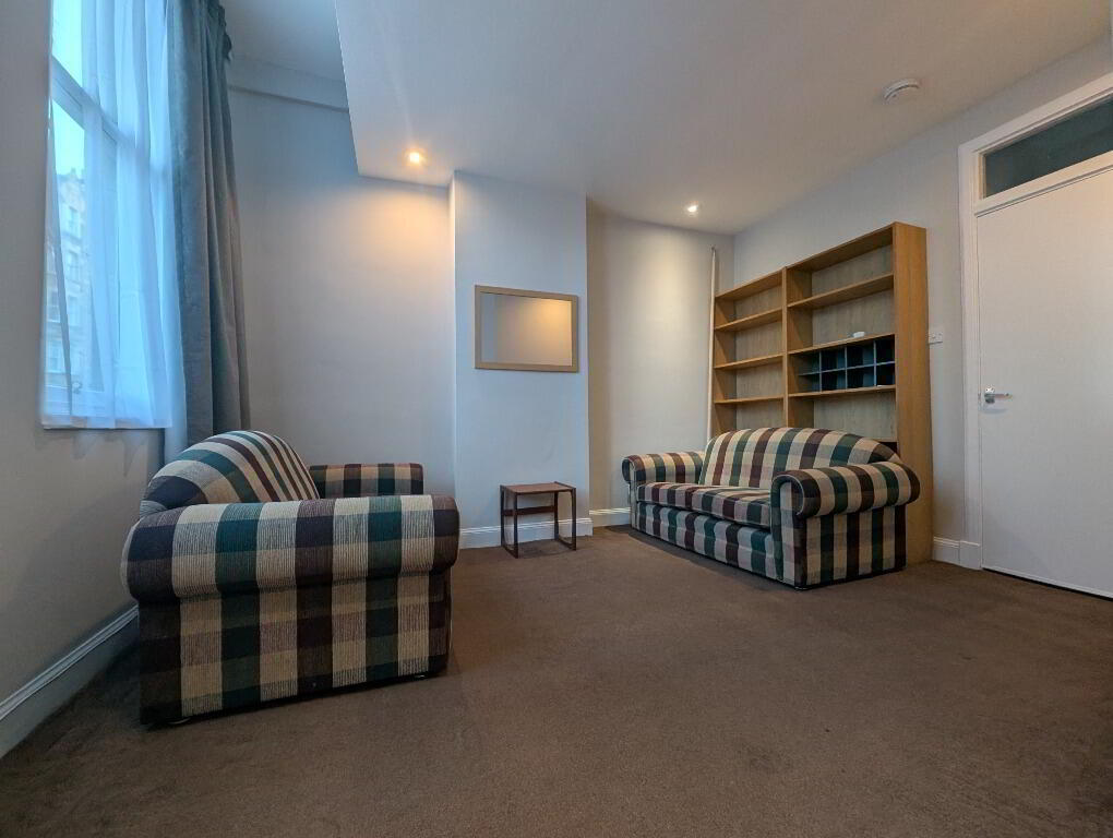 Flat New Mart Road in City of Edinburgh