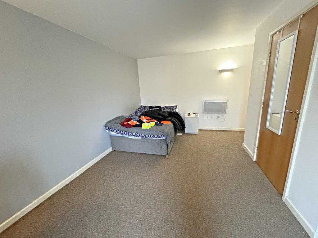 Flat Derby Road in Nottingham