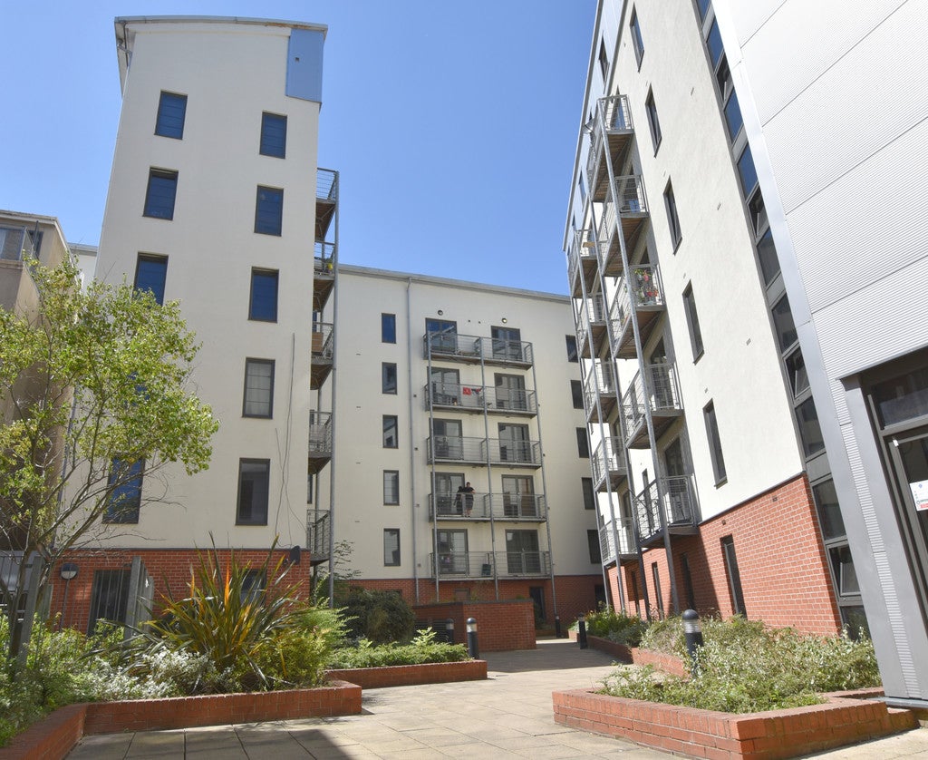 Flat Derby Road in Nottingham