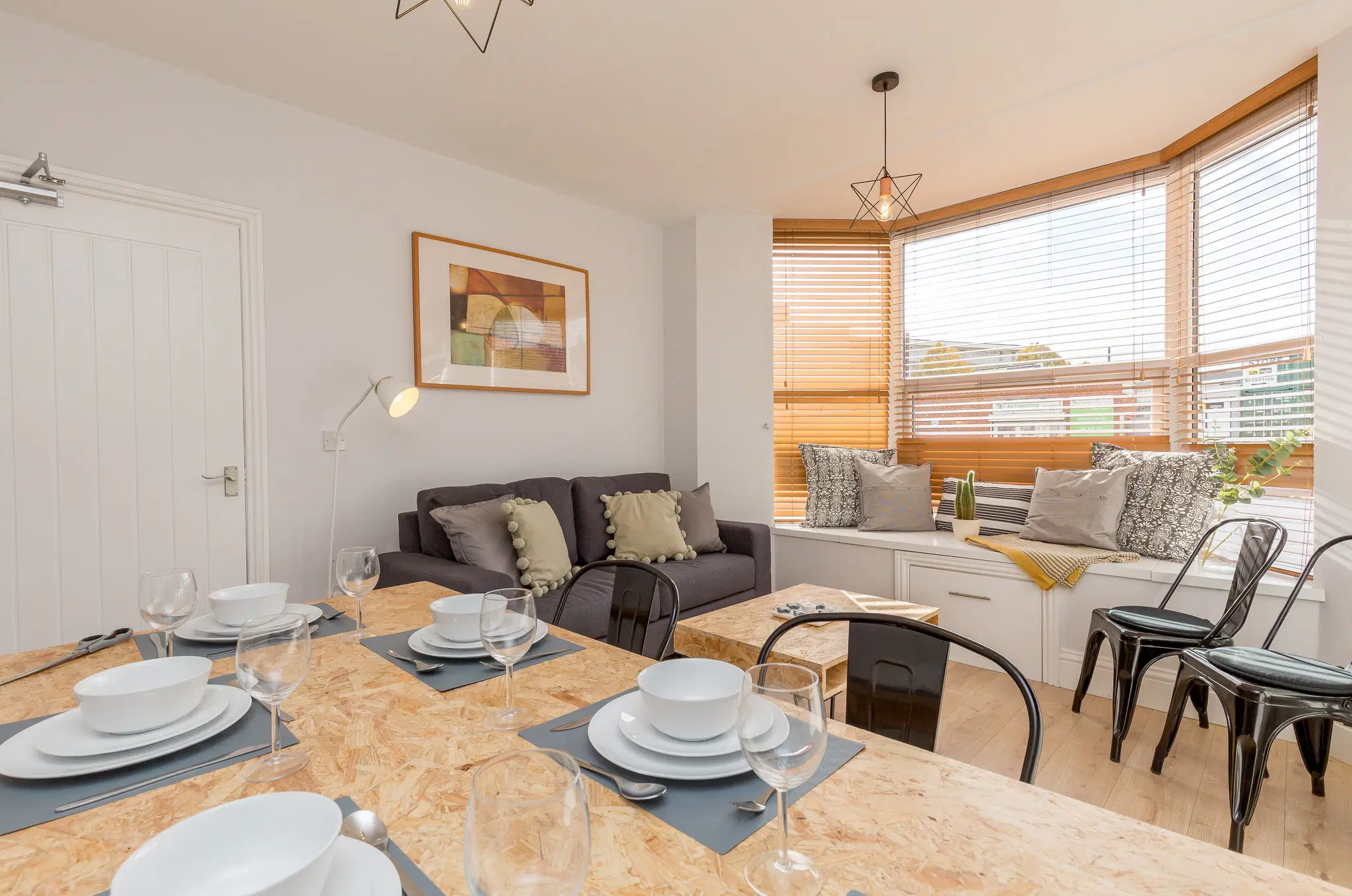 Flat Weedon Road in Northampton