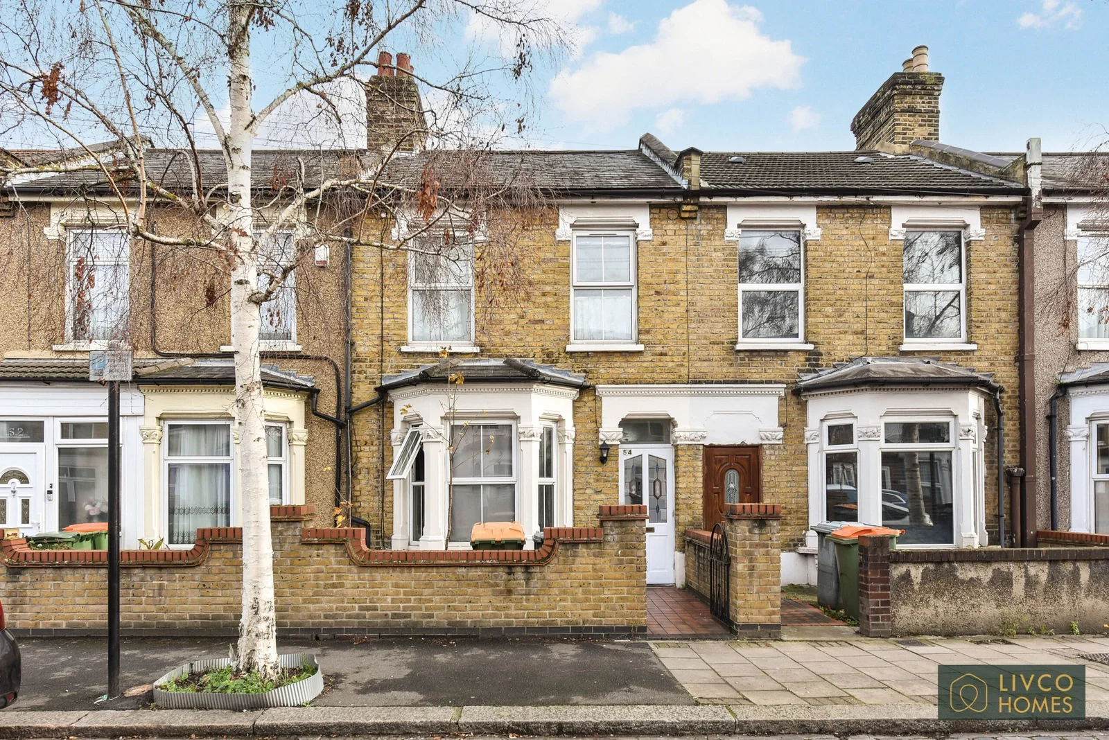 Flat Nigel Road in Greater London