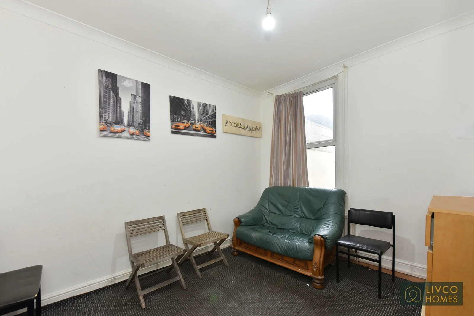 Flat Nigel Road in Greater London