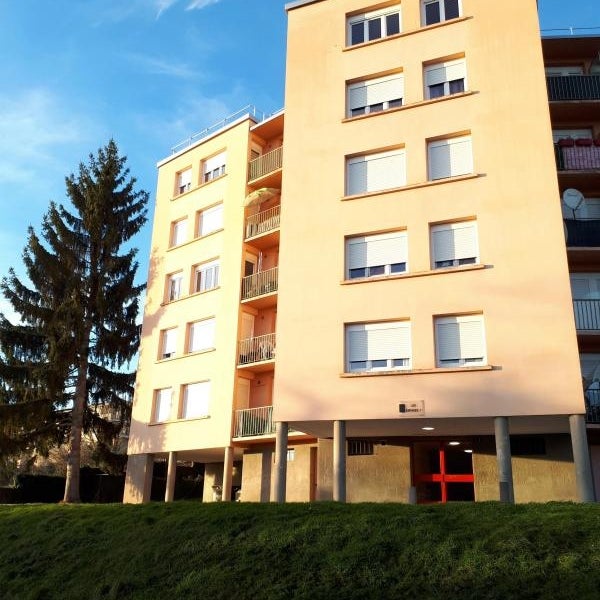 Flat Rue Louise Michel in La Côte-Saint-André