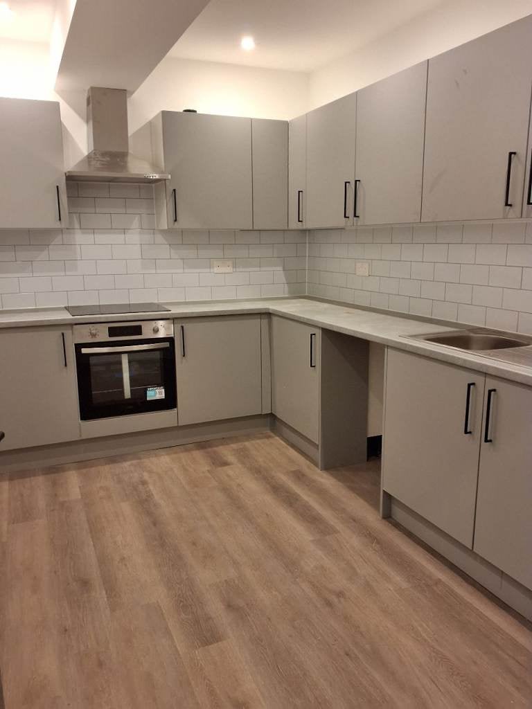 Flat Silvermere Road in Greater London