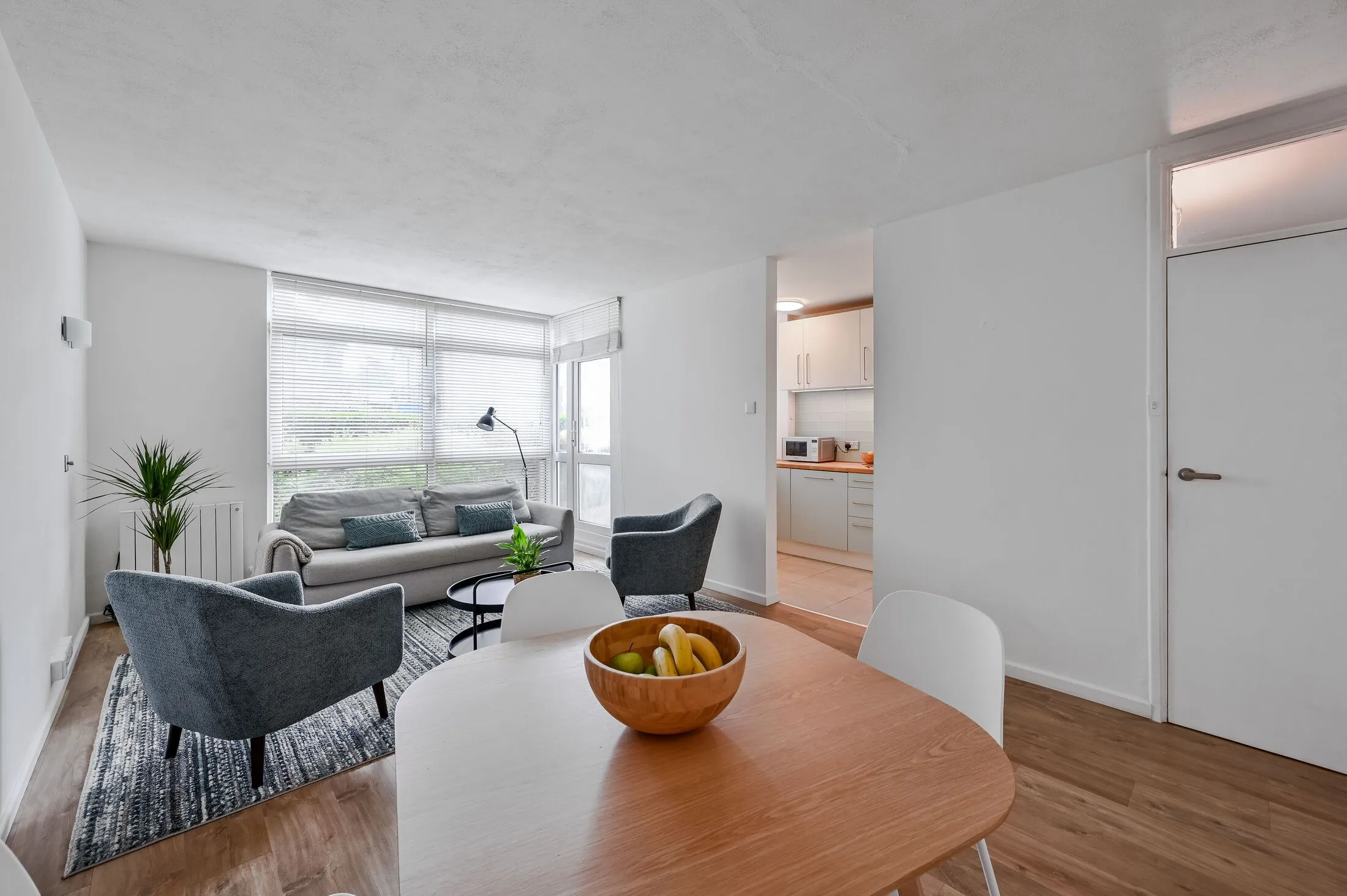 Flat Wricklemarsh Road in Greater London