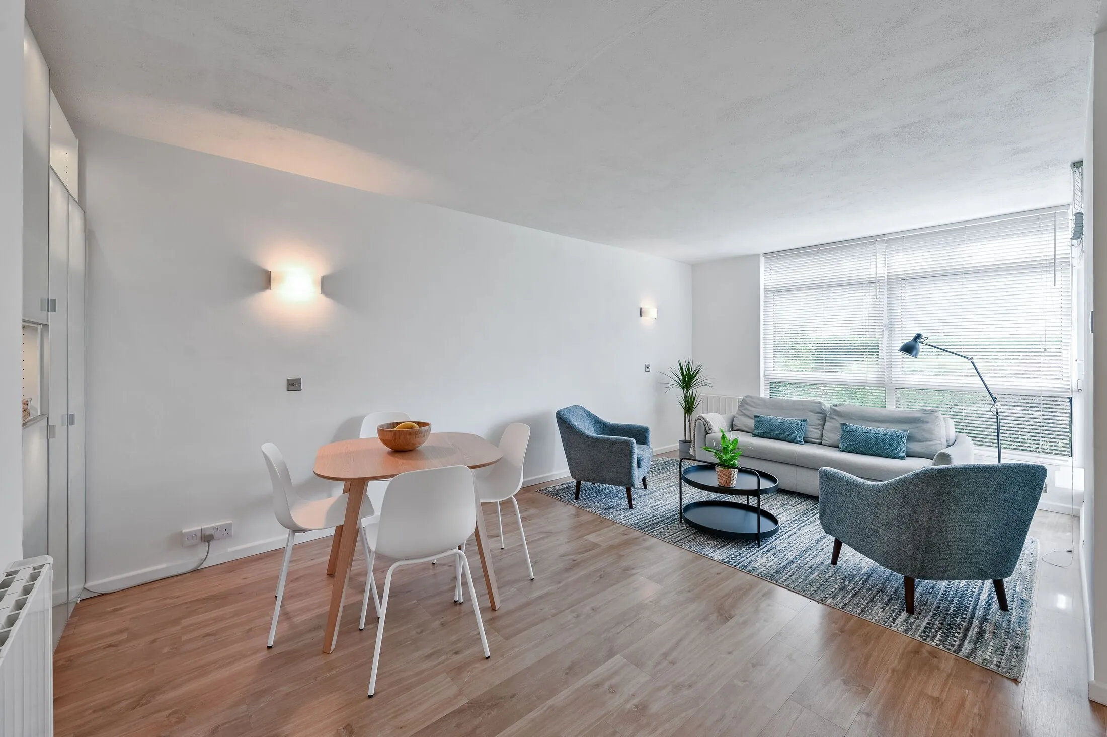 Flat Wricklemarsh Road in Greater London