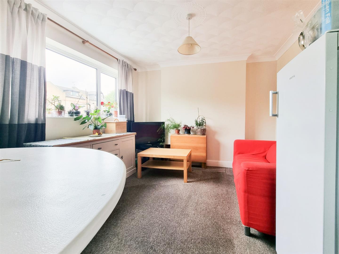 Room Trinity Road in Gillingham