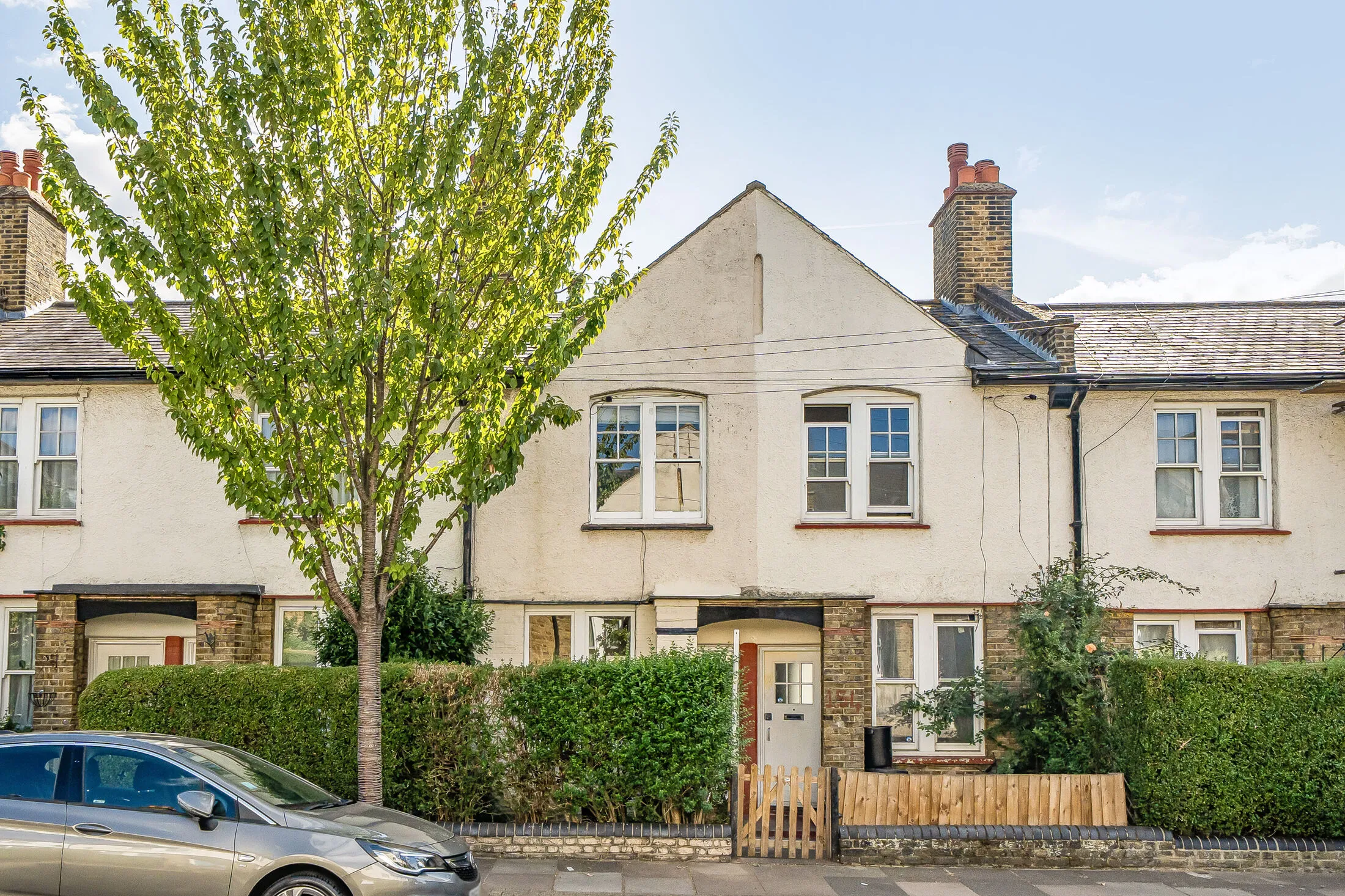 House Chasefield Road in Greater London