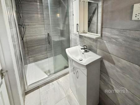 Room Earls Lane in Slough