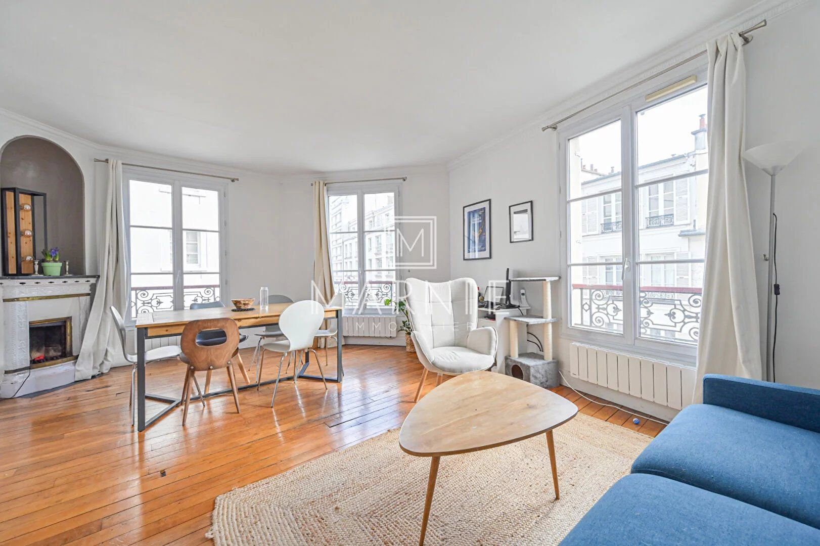 Flat Avenue de Suffren in Paris