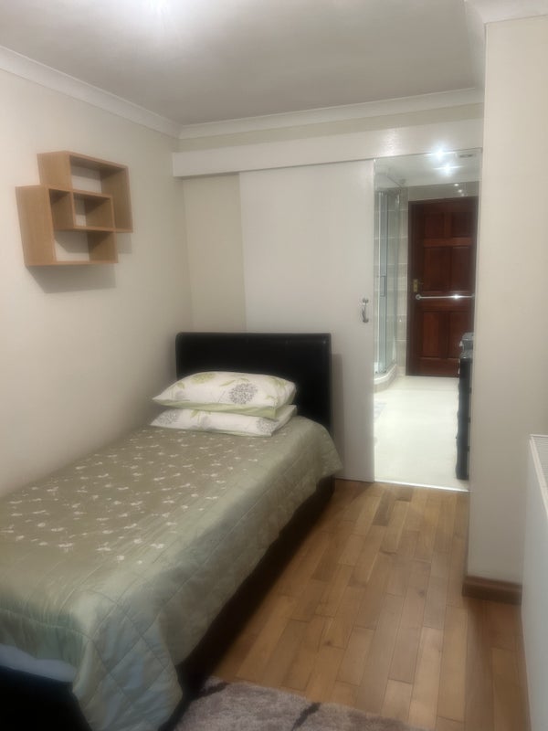 Room Three Bridges Road in Crawley