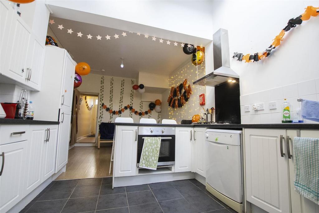 Flat Newton Grove in Birmingham