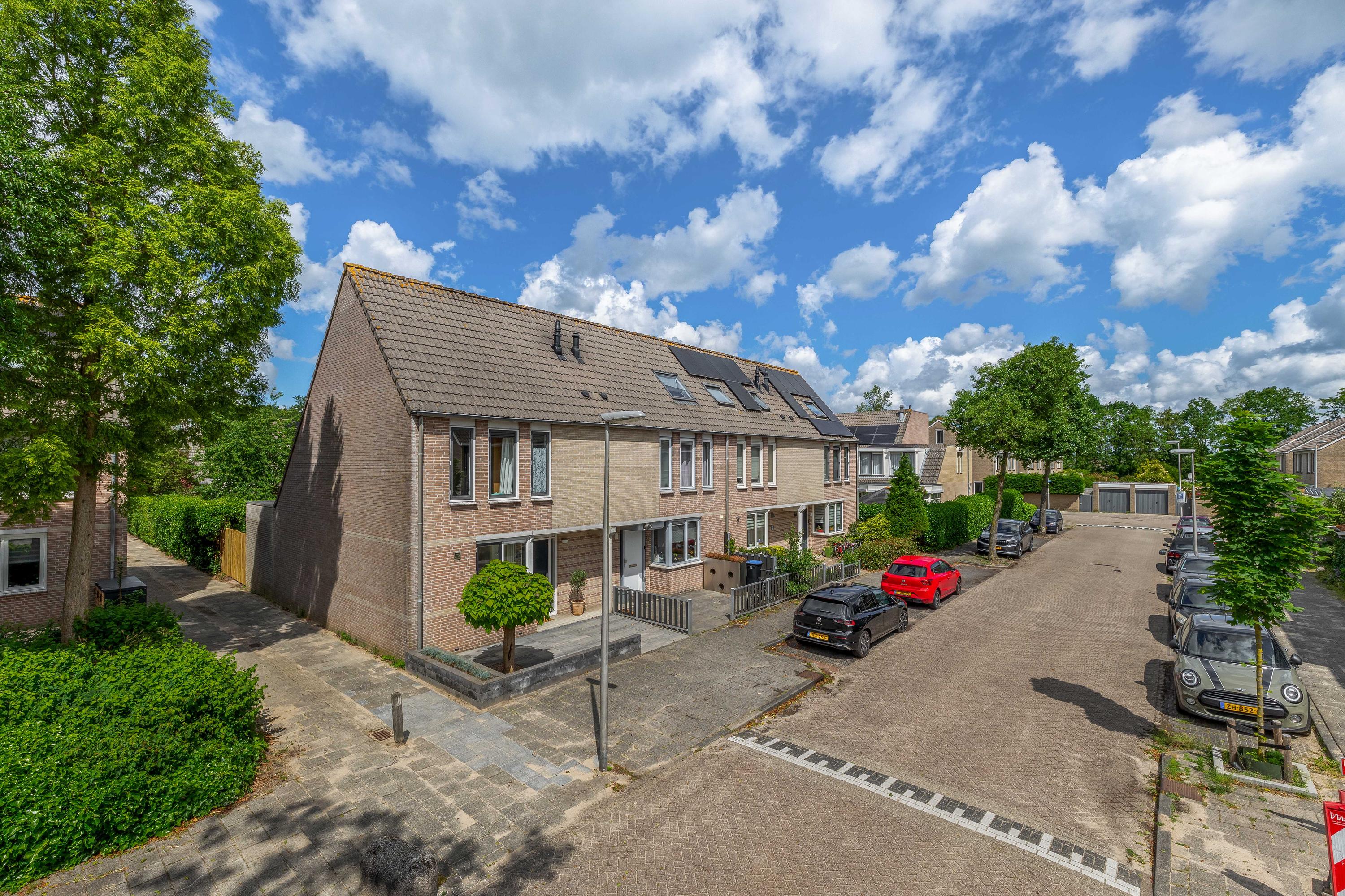 Pietersberg 8 in Alphen aan den Rijn