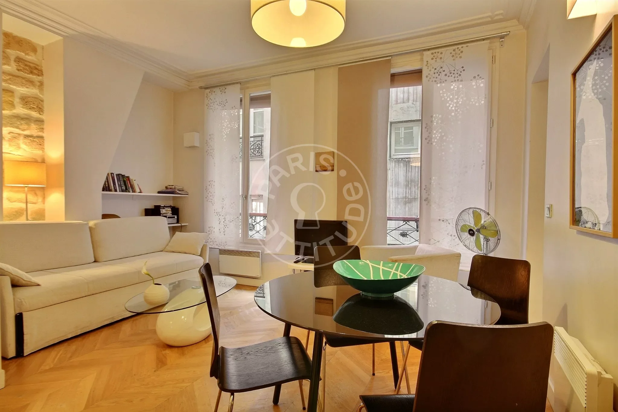 Appartement Rue des Haudriettes à Paris