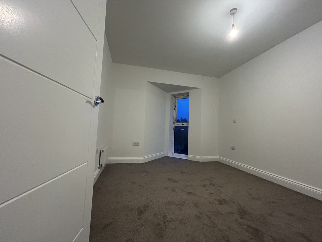 Flat High Street in Cheshunt