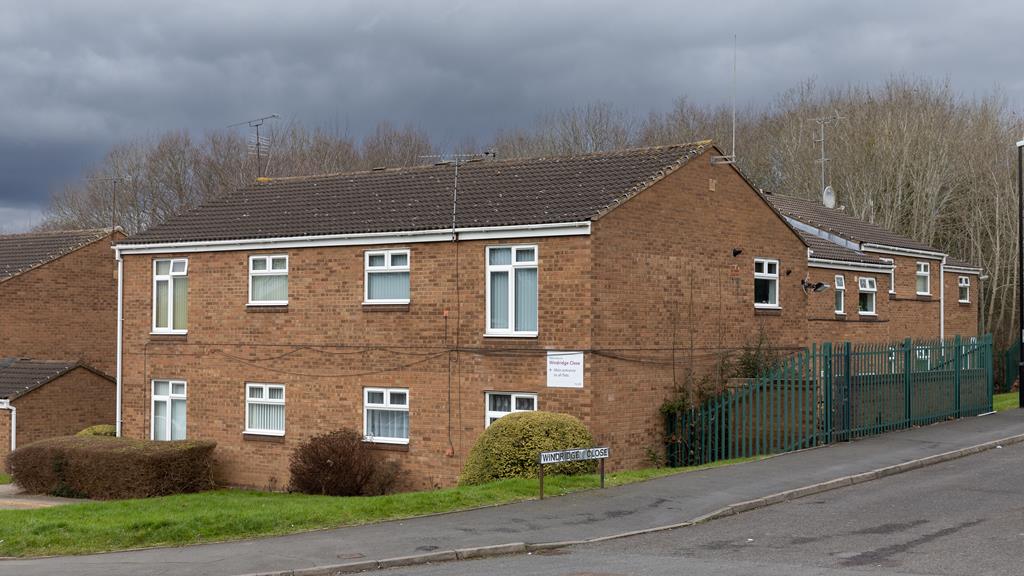 Flat Dunsmore Avenue in Coventry