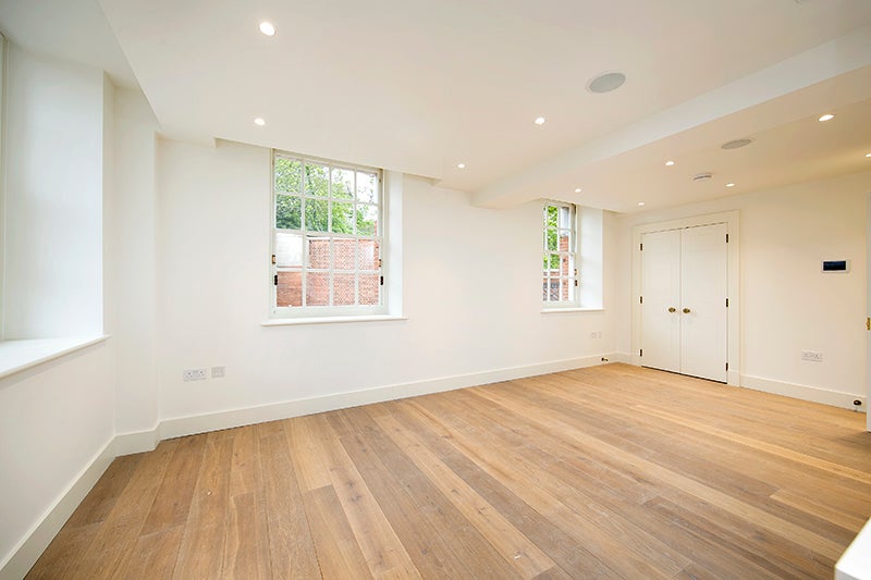 Flat Richmond Hill in Greater London