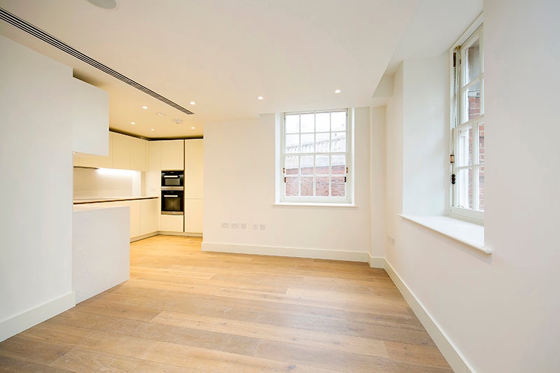 Flat Richmond Hill in Greater London