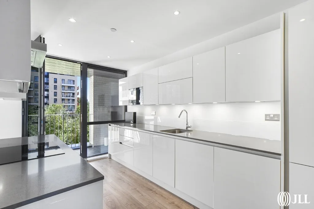 Flat Forrester Way in Greater London