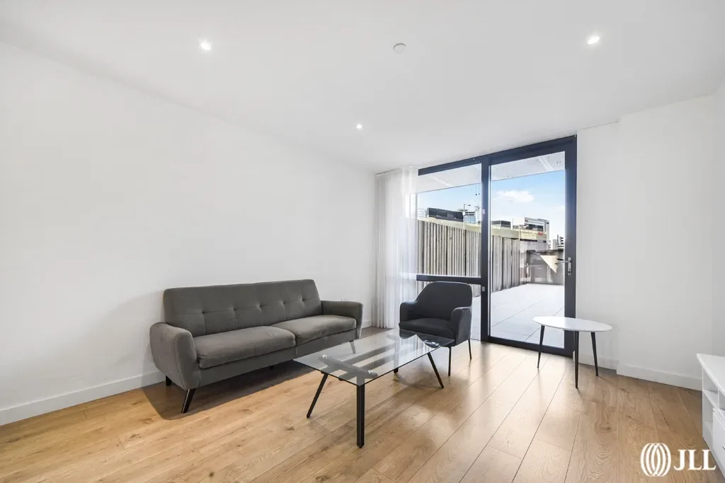 Flat Forrester Way in Greater London