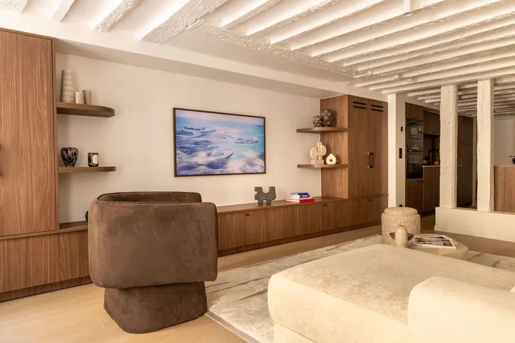 Flat Rue Croix des Petits Champs in Paris