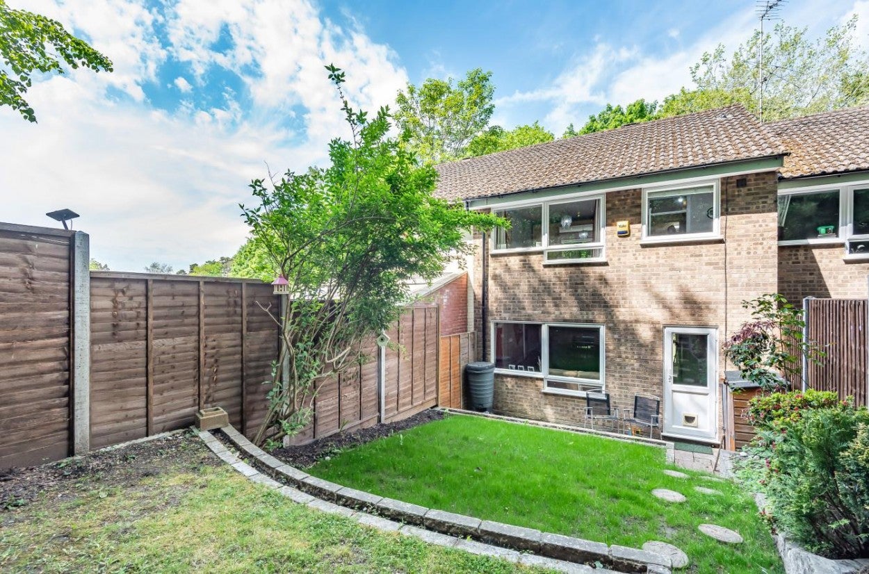 House Glassonby Walk in Surrey Heath
