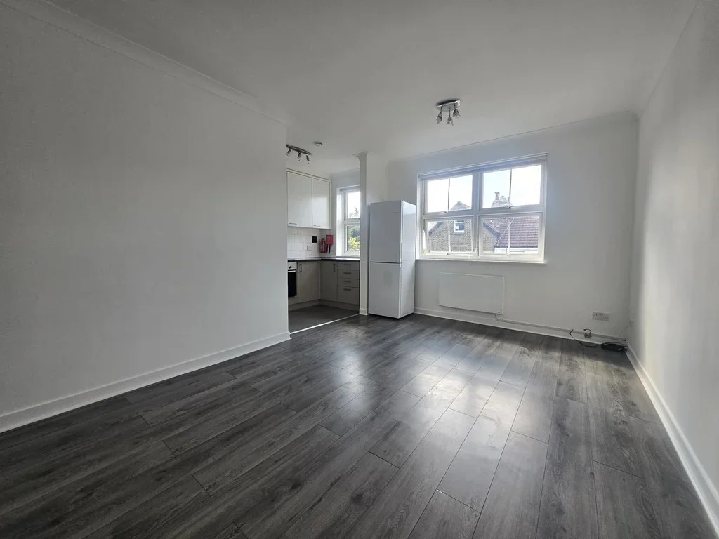 Flat Eagle Terrace in Greater London