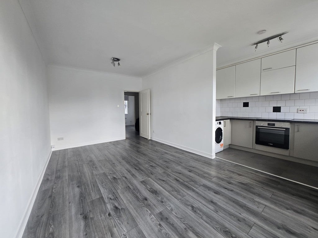 Flat Eagle Terrace in Greater London
