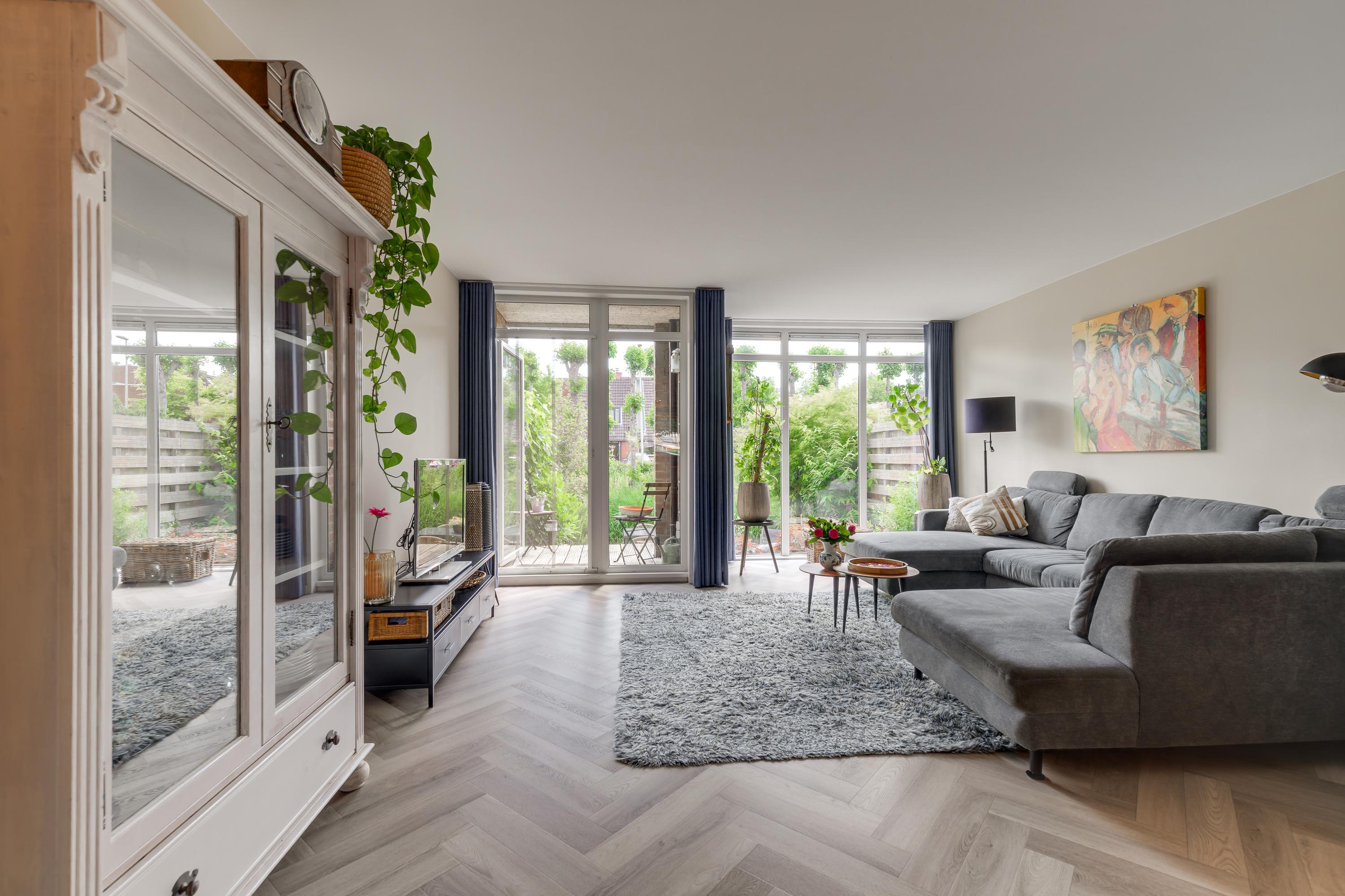 Tussenwoning te koop: Weigeliapark 39, Zoetermeer