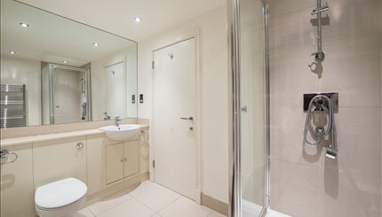 Flat Fulham Road in Greater London