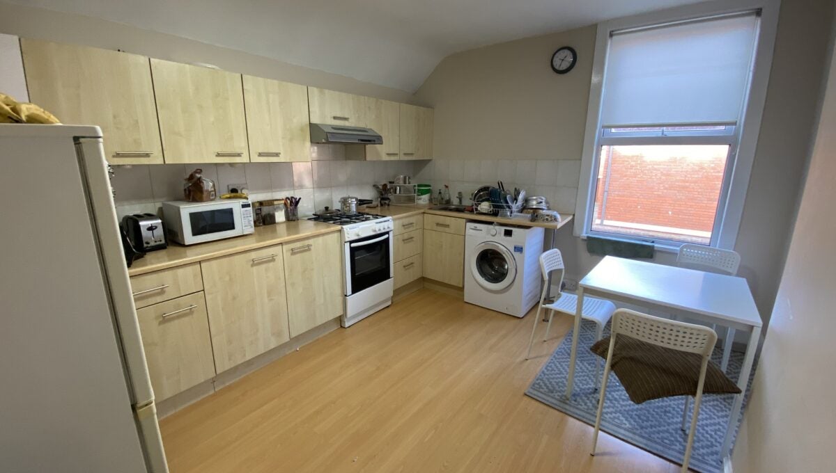 Flat Whitchurch Road in Cardiff