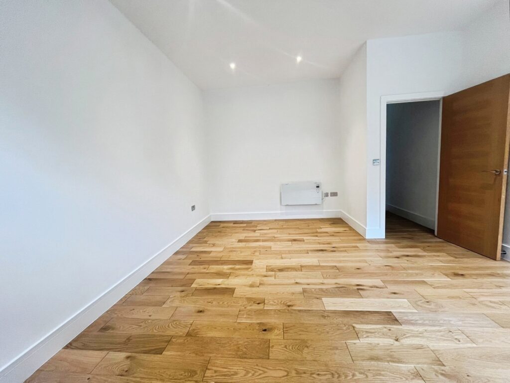 Flat Bartley Way in Hart