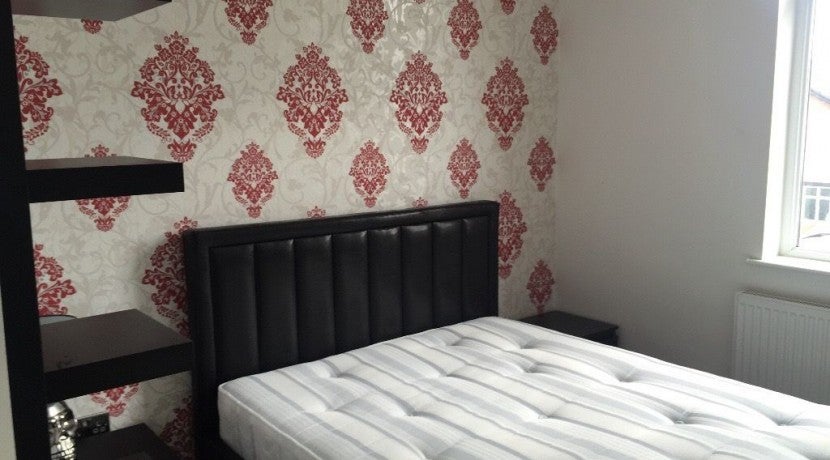 Flat Abberton Road in Manchester