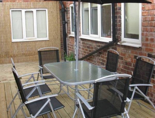 Flat Abberton Road in Manchester