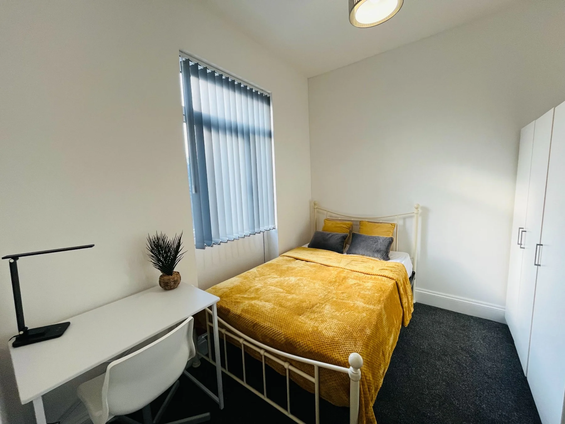 Room Kingsway in Coventry