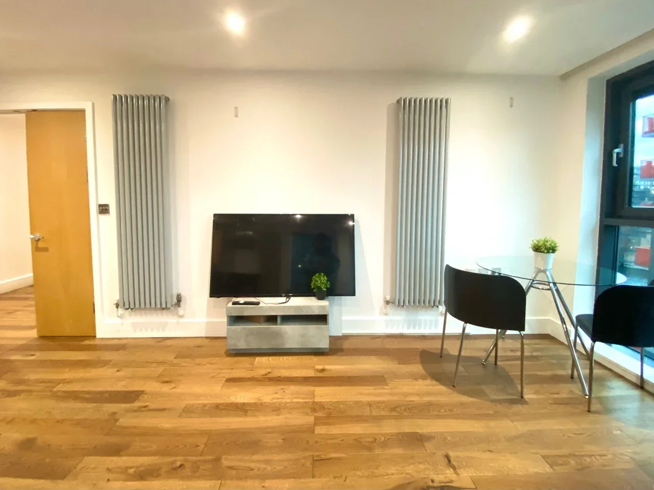 Flat Millharbour in Greater London