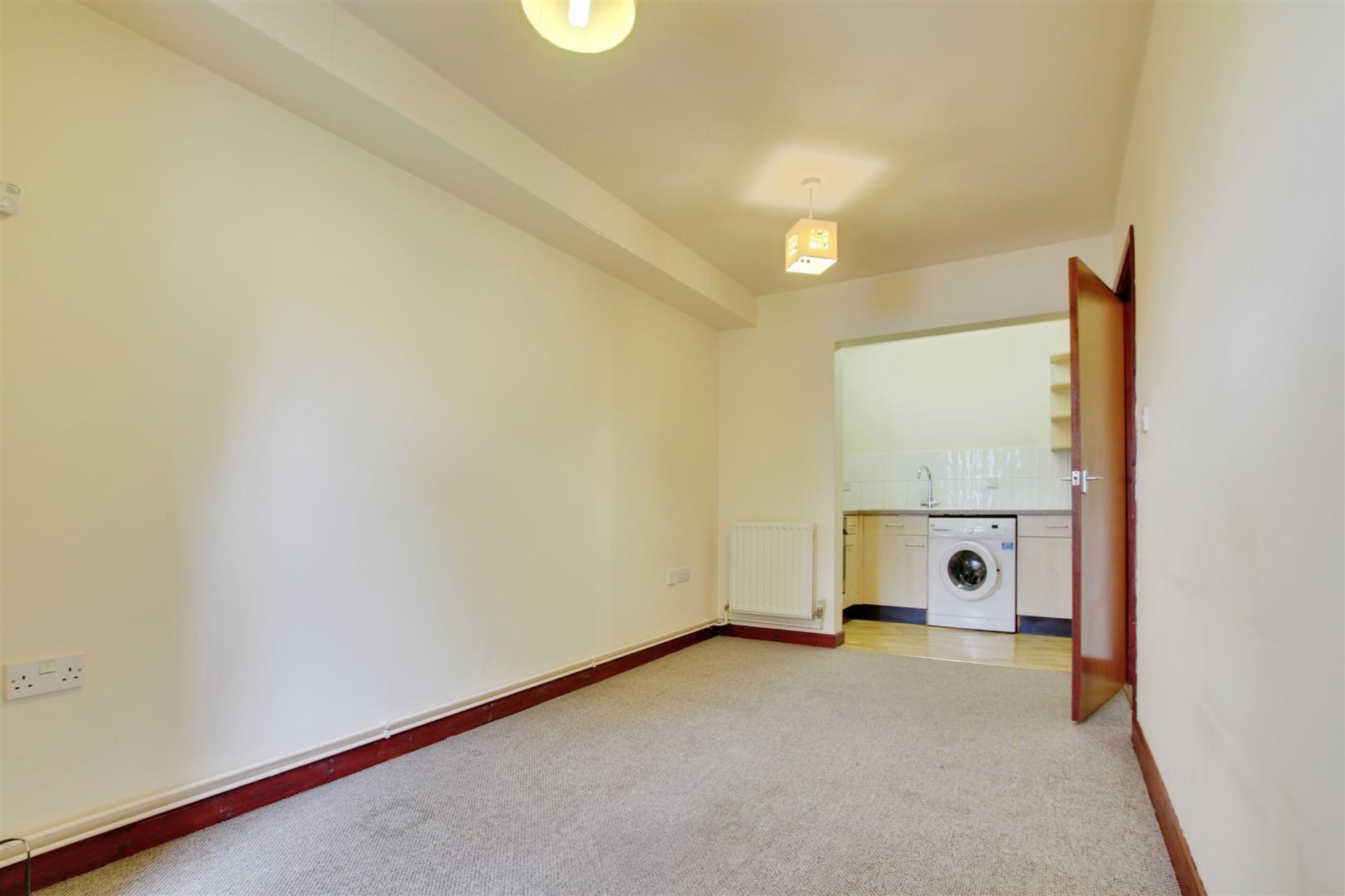 Flat Burgess Close in Cambridge
