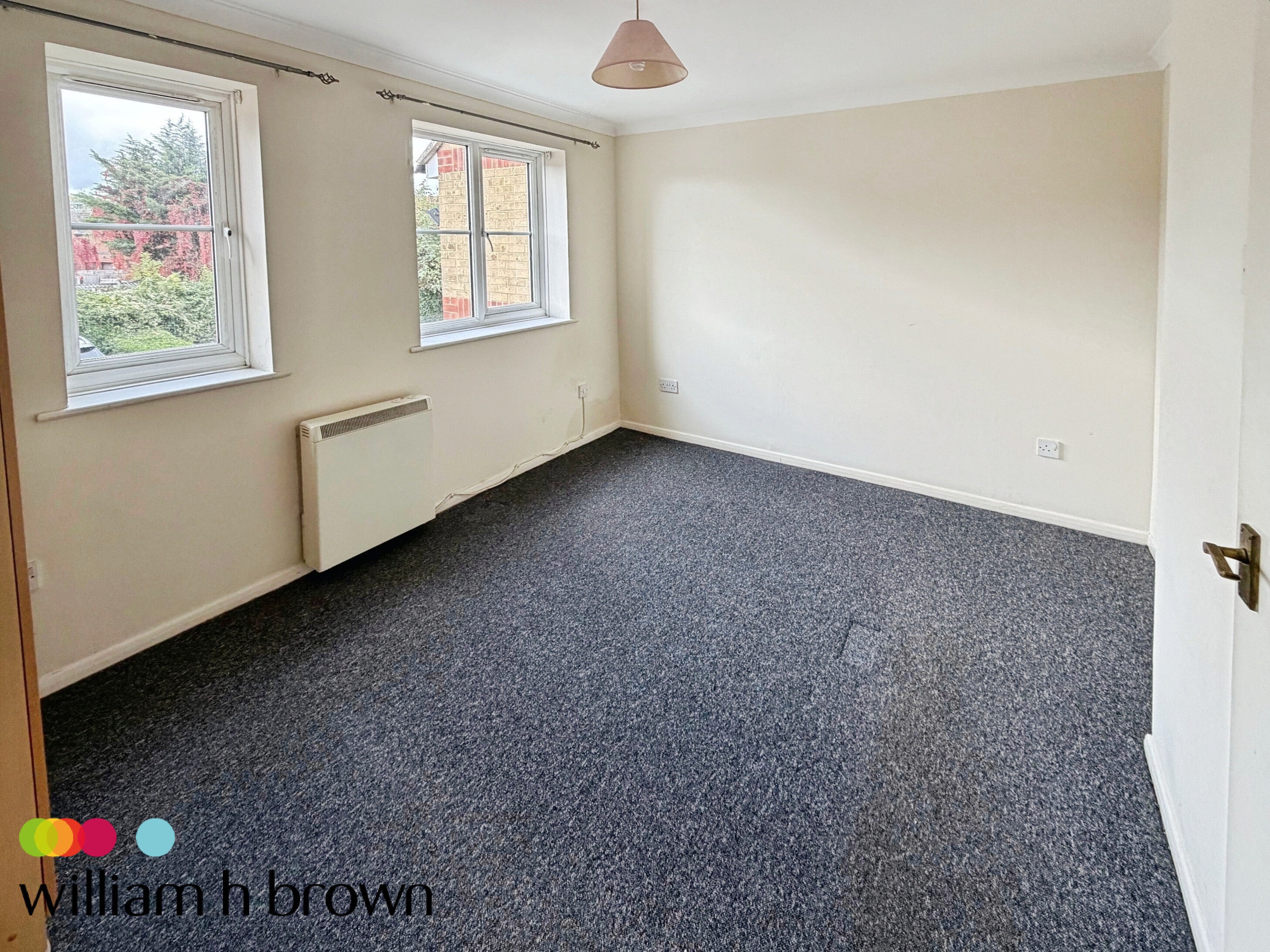 Flat Hove Close in Grays