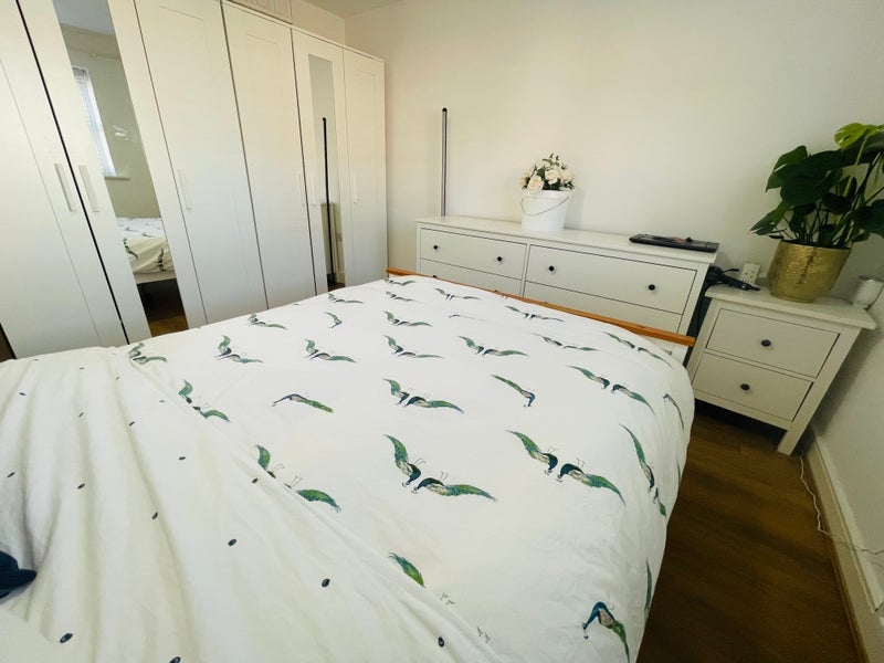 Room Aspen Road in Rugby