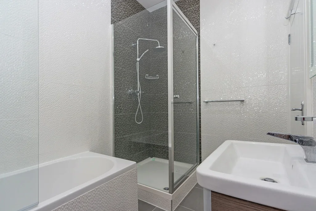 Flat Aberdare Gardens in Greater London